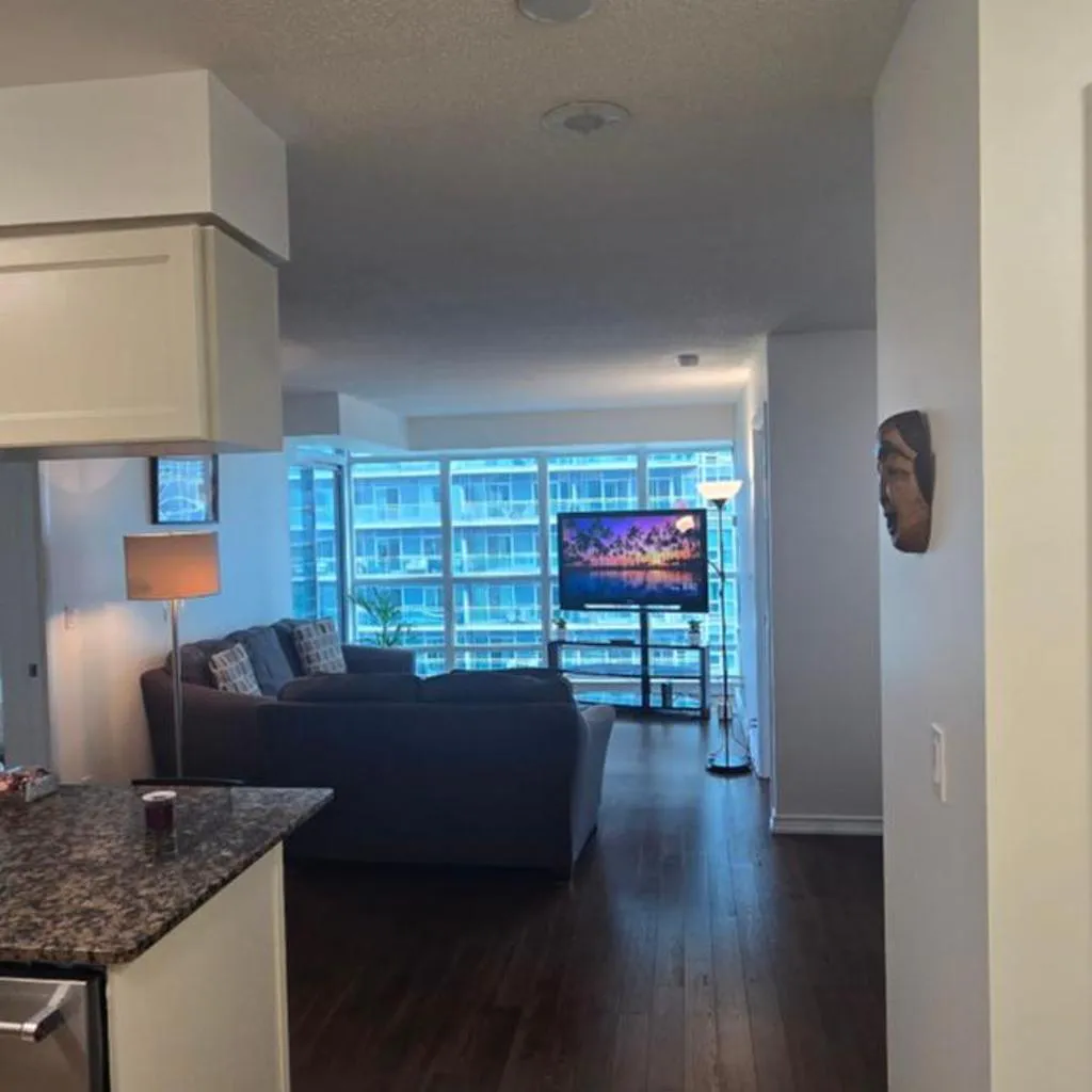 Photograph of Lovely condo near Lake Ontario