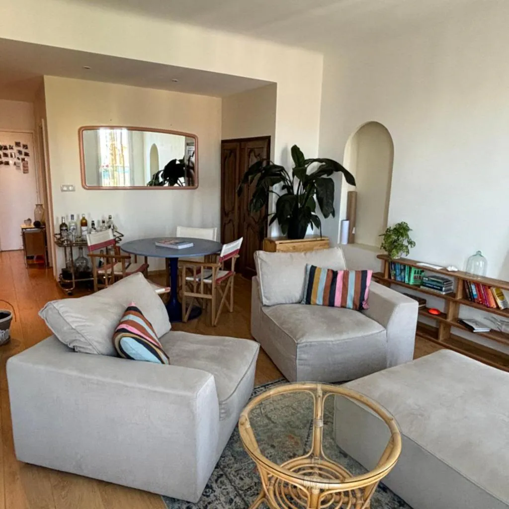 Photograph of Room in Apartment in Palais Longchamp, Marseille