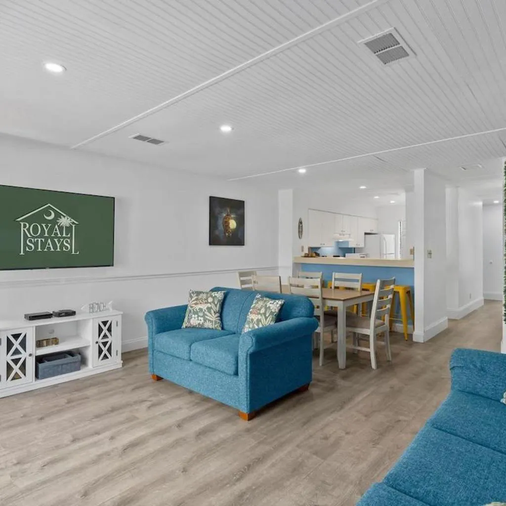 Photograph of Myrtle Dunes- Across from Beach, Pet Friendly