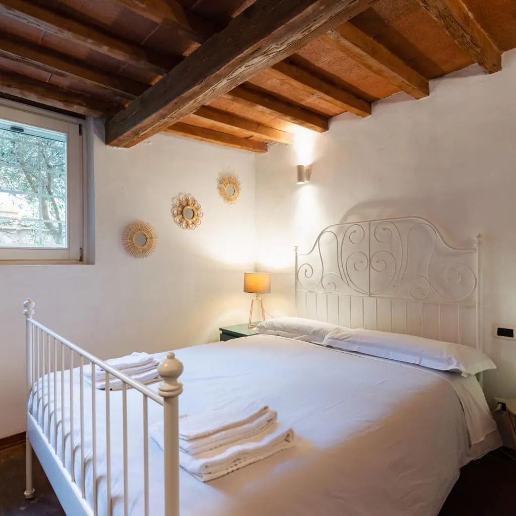 Photograph of Charming Apartment in the Heart of Santo Spirito