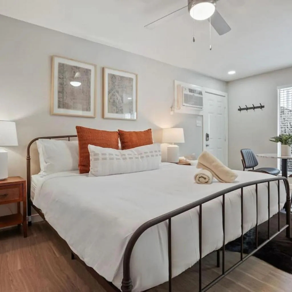 Photograph of Explore Austin Life Studio Near Guadalupe St