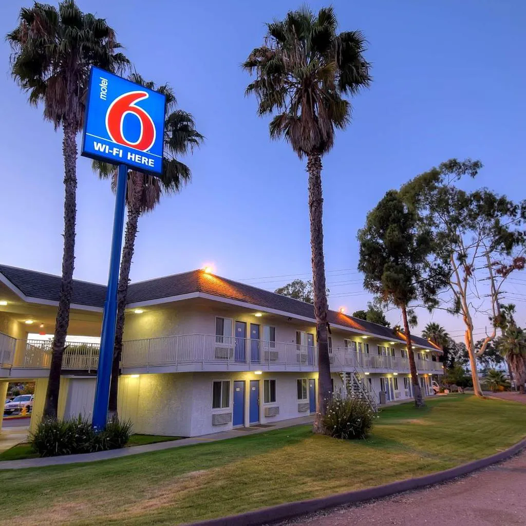 Photograph of Motel 6-San Diego, CA - North