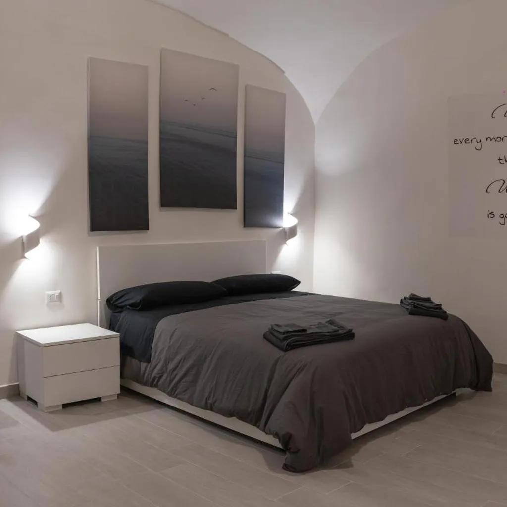 Photograph of Dietro al Plebiscito luxury suite
