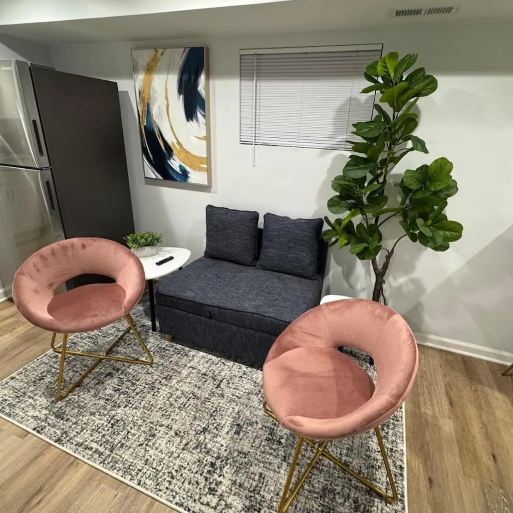 Photograph of Modern Deanwood Retreat - Fast Wi-Fi, Parking, Near Metro
