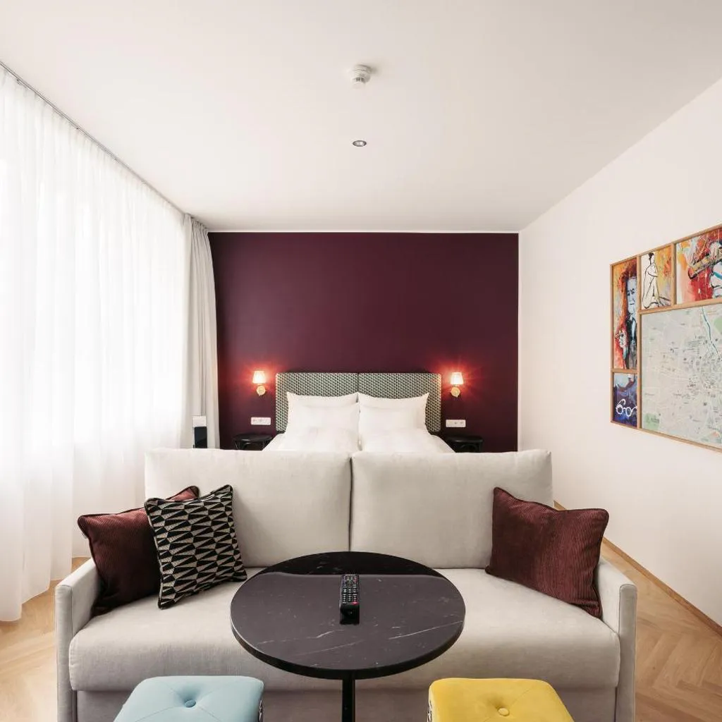 Photograph of Hotel Schani Salon