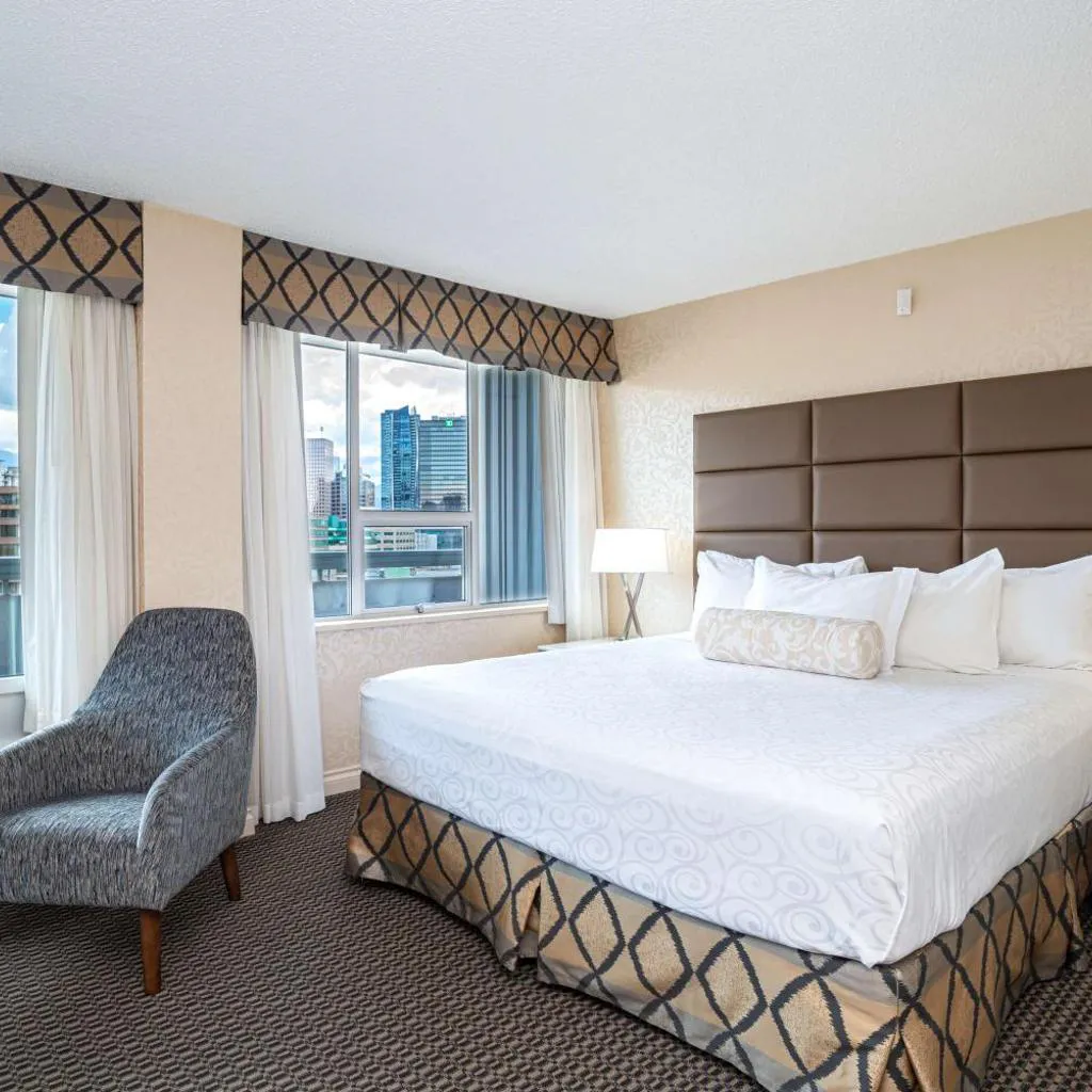 Photograph of Best Western Premier Chateau Granville Hotel & Suites & Conference Centre