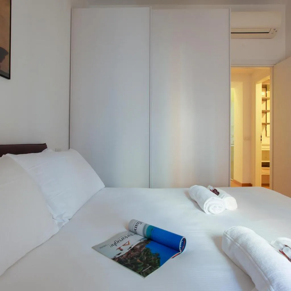 Photograph of HACCA COLLECTION 3-BR Oasis in Porta Venezia