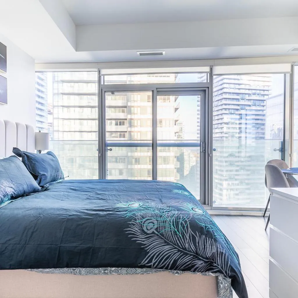 Photograph of Modern Studio Condo High Floor Downtown Toronto