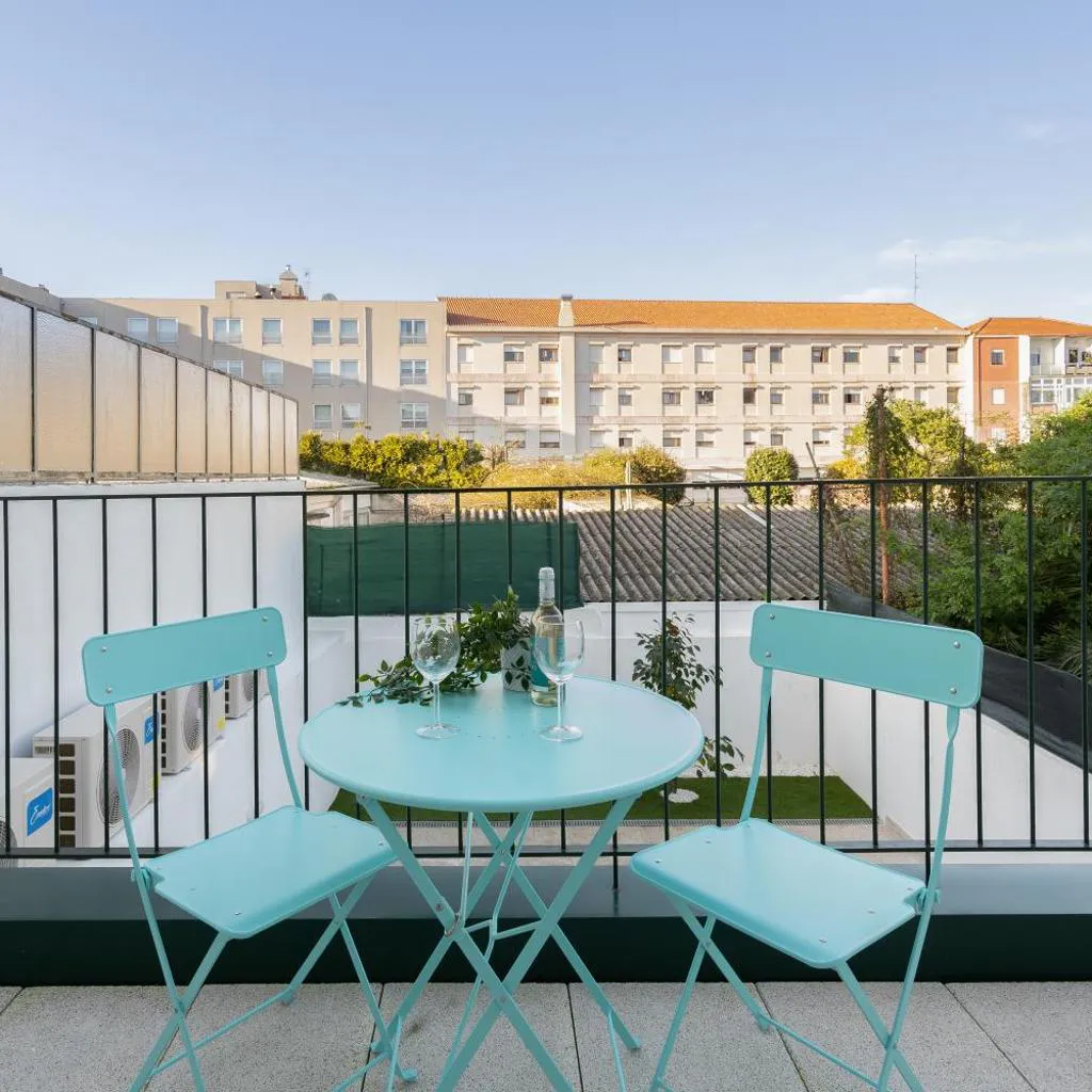 Photograph of Host Wise - Modern Studios with Terrace - Walk Everywhere