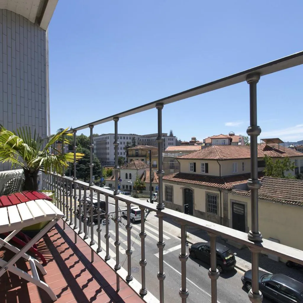 Photograph of LV Premier Apartments Clerigos-RE2