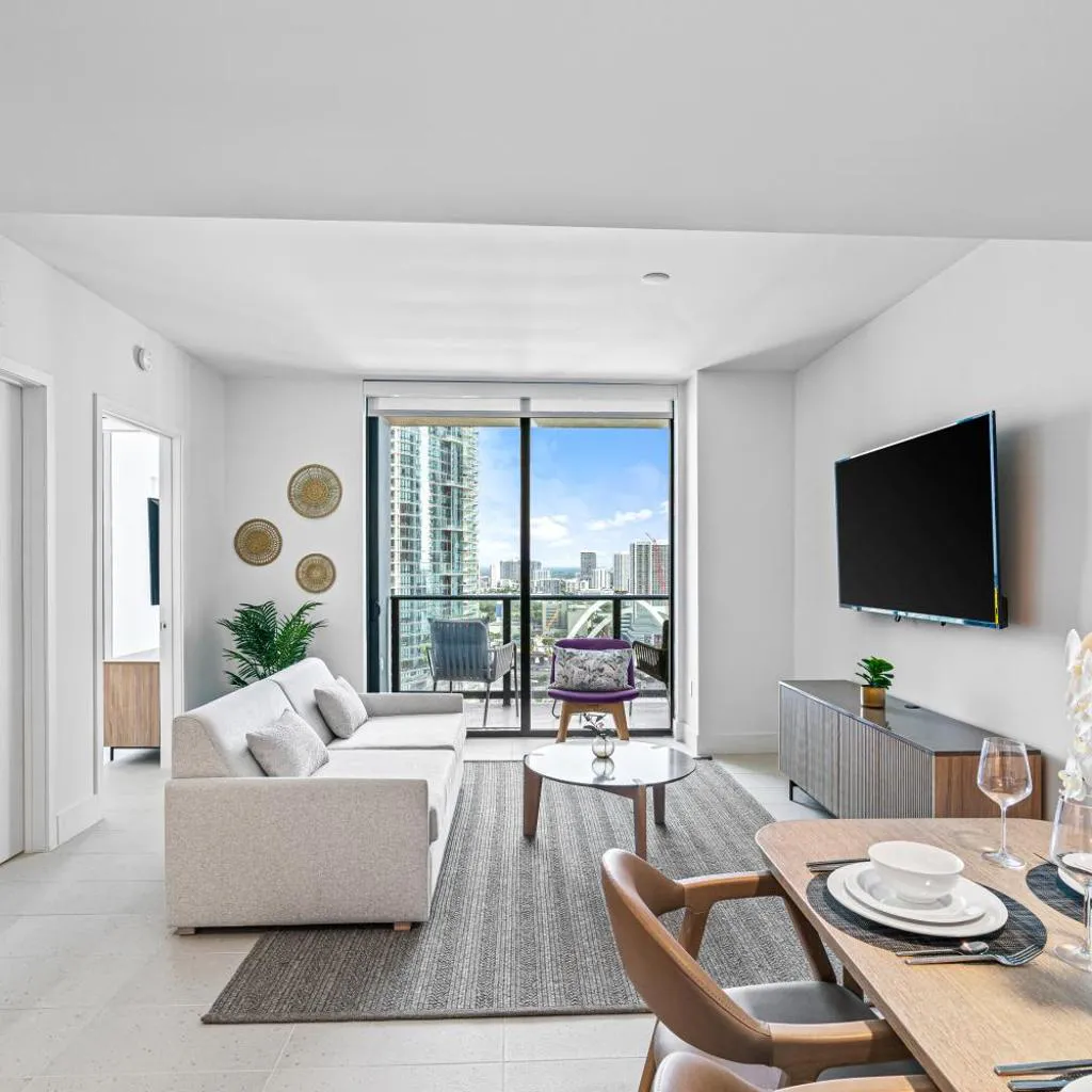 Photograph of New Luxury 26th Floor Apartment in the heart of Miami