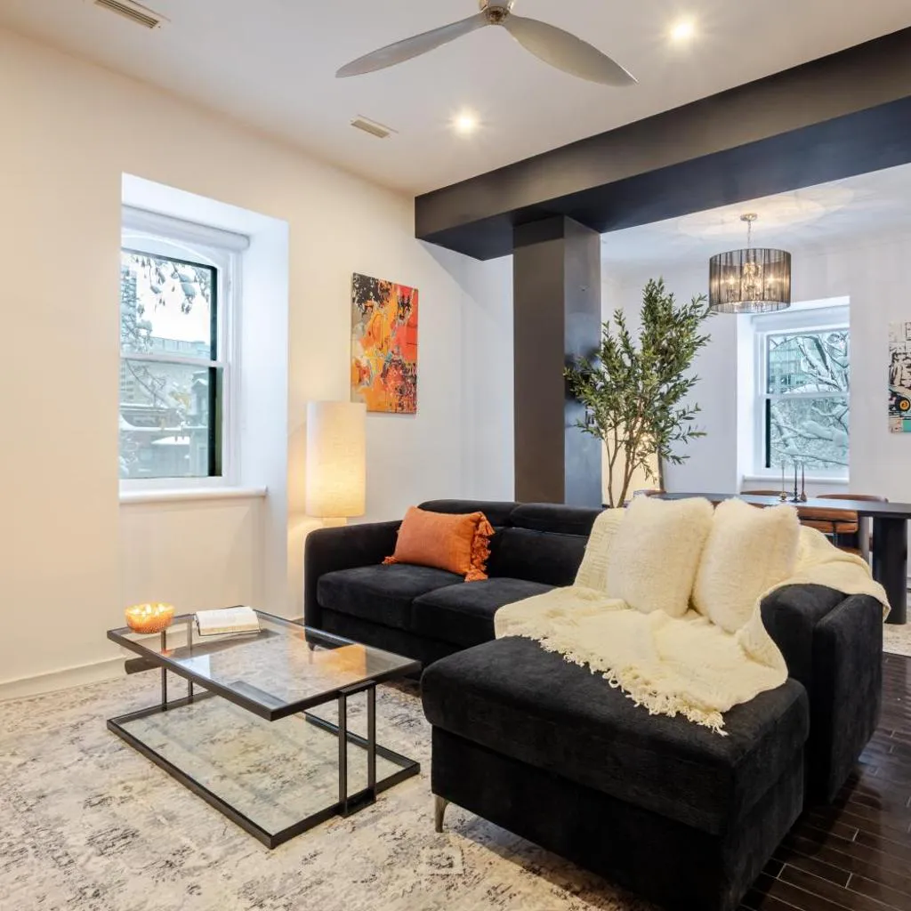 Photograph of Elegant Downtown Stay, Near Bell Centre MTL