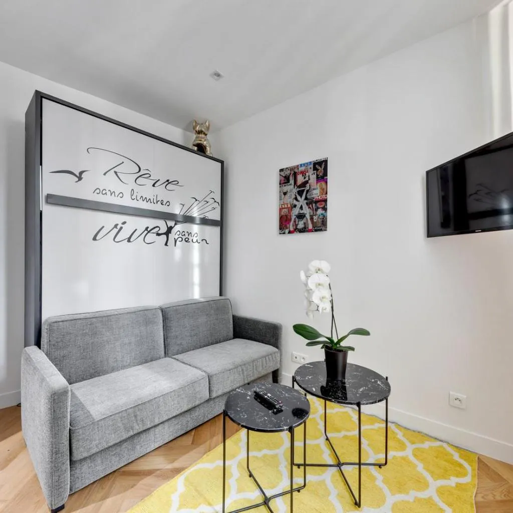 Photograph of 213 Suite Givenchy - Superbe Appartement à Paris