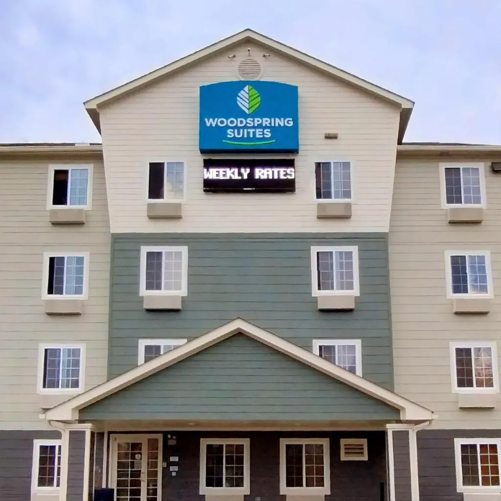Photograph of WoodSpring Suites Asheville - Biltmore West