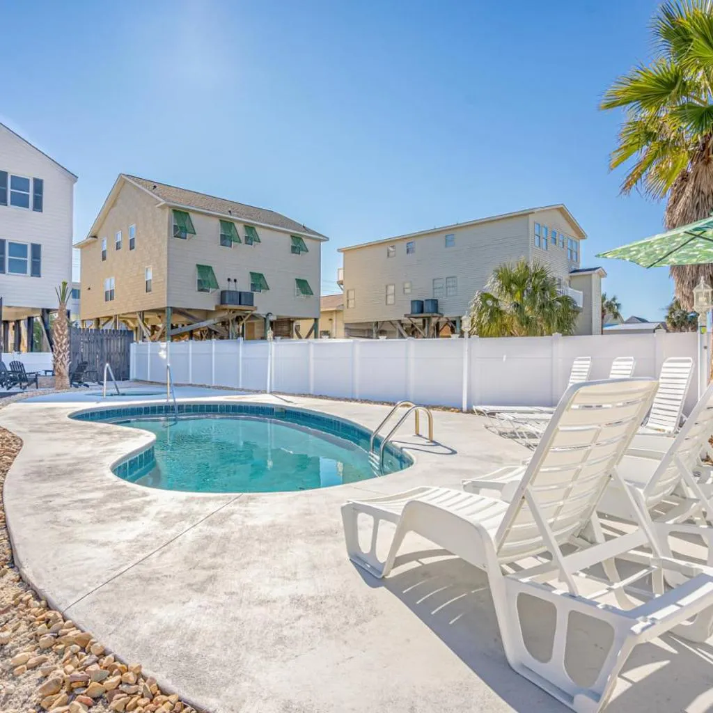 Photograph of Tides Like These - Gorgeous 6 Bedroom Elite Beach Home! Pet Friendly!