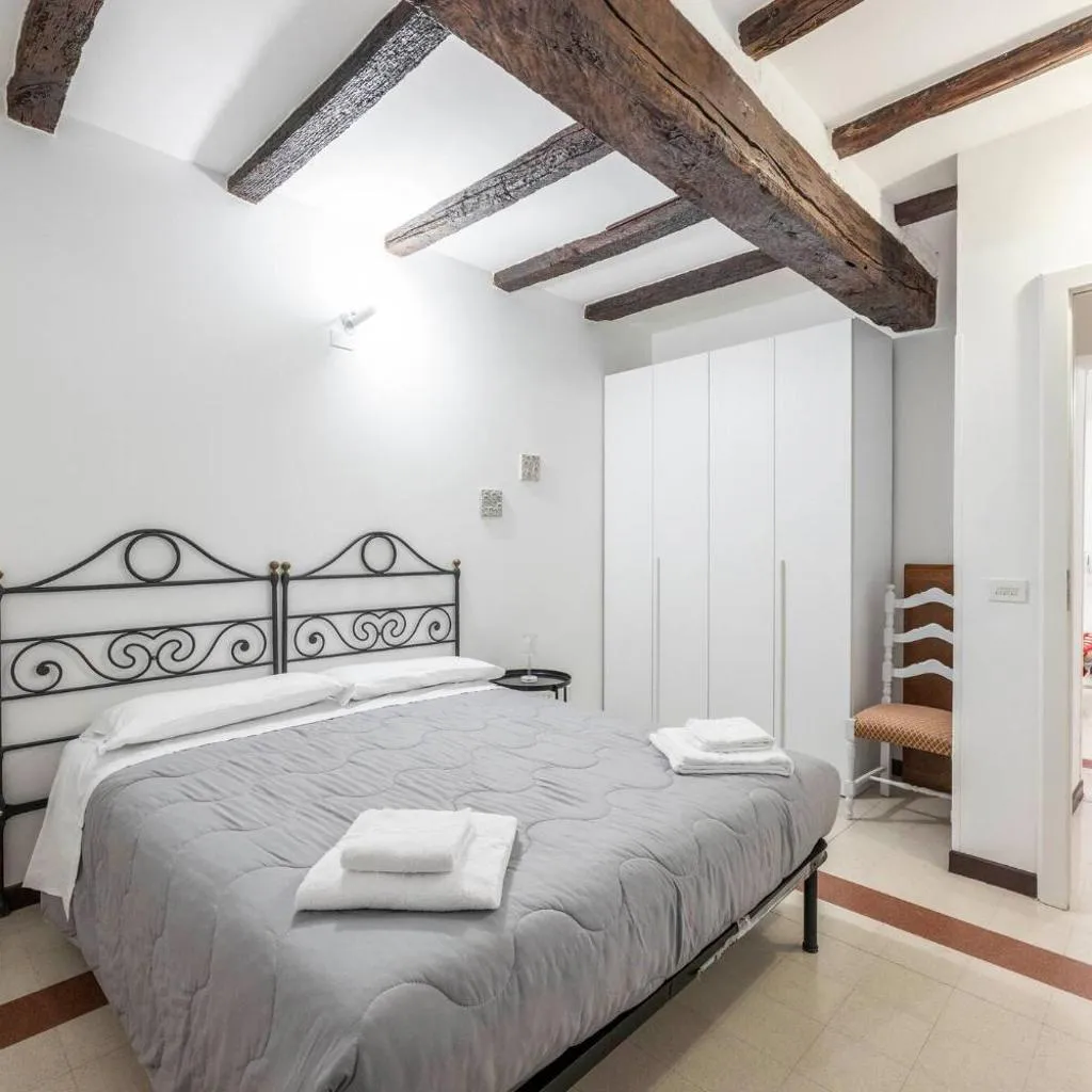 Photograph of Ambra Maison, Bologna by Short Holidays