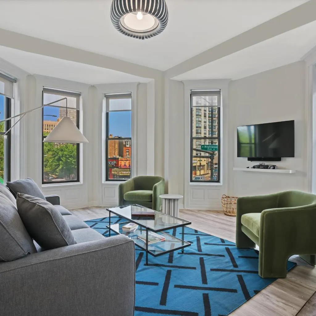 Photograph of The Neighborhood Hotel - Lincoln Park LP