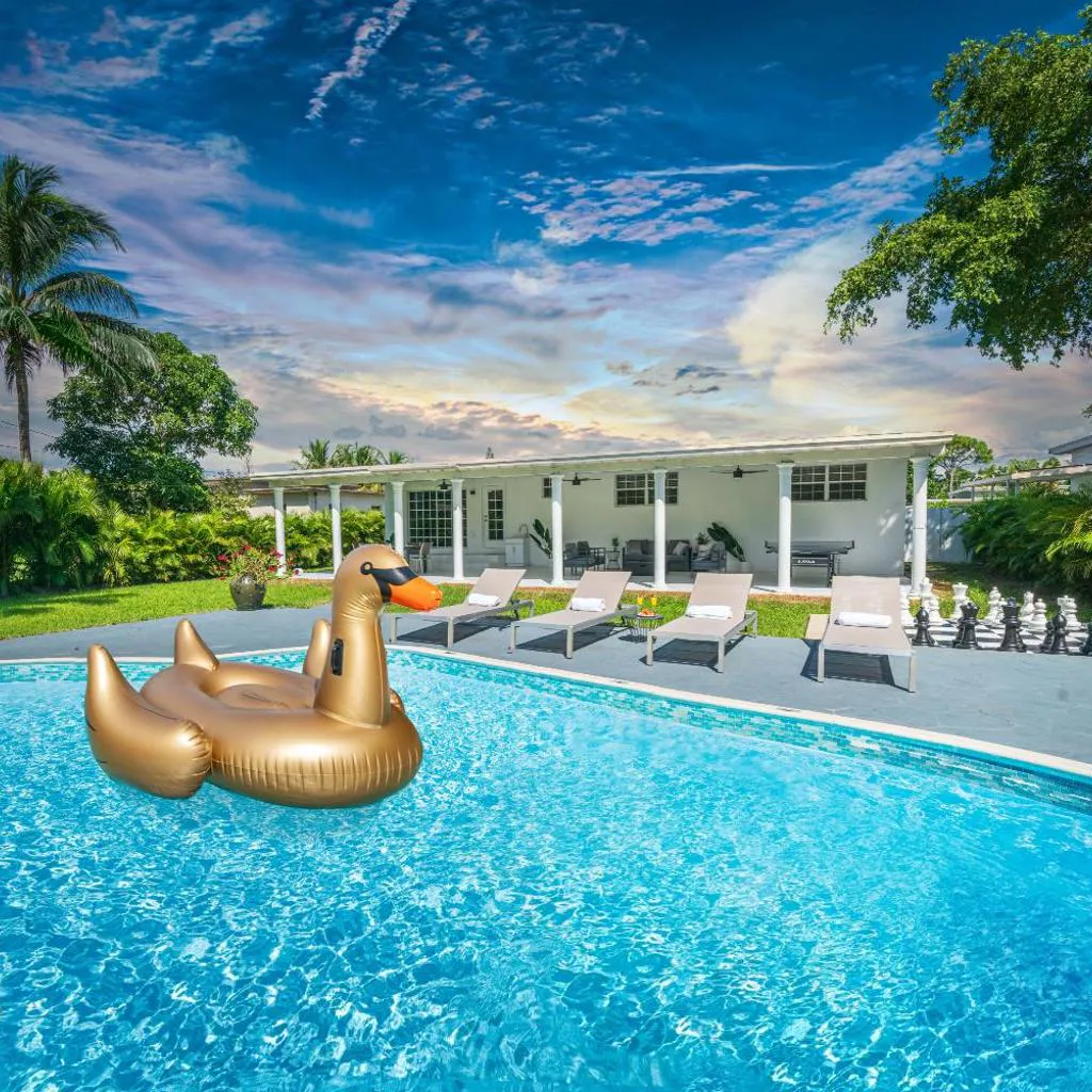 Photograph of Luxury Villa Bianca Pool Movie Theatre Fire Pit