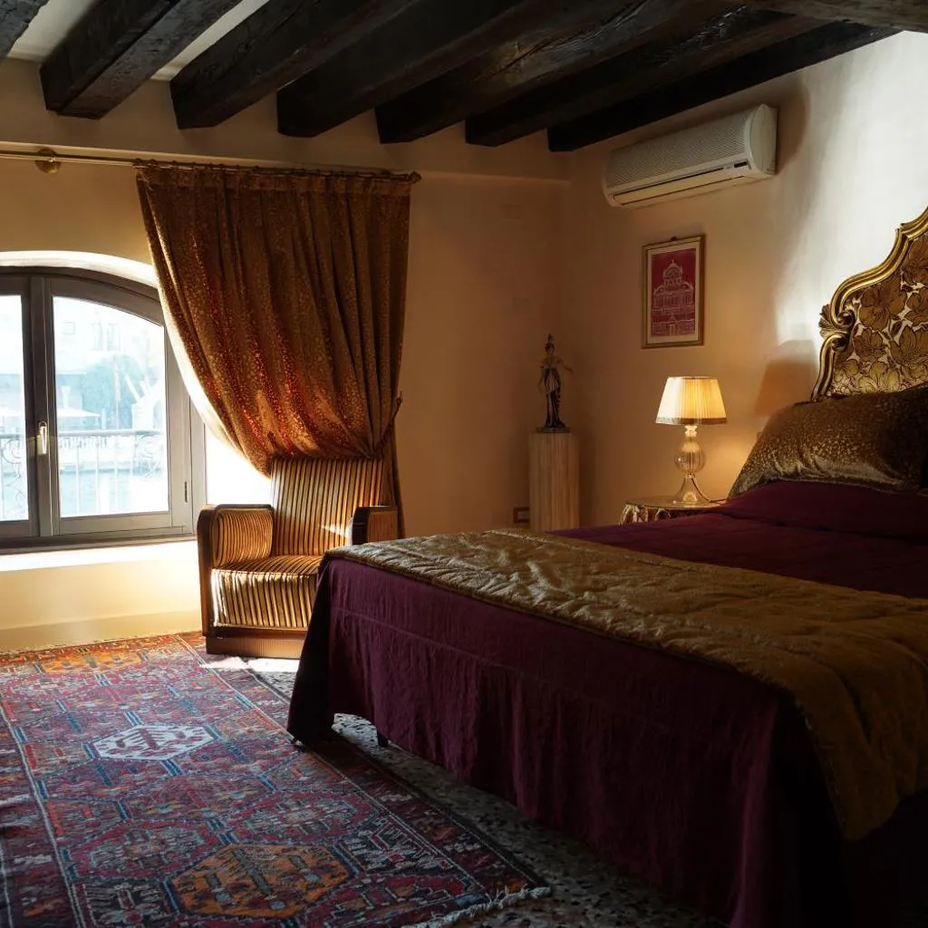 Photograph of Granda Sweet Suites