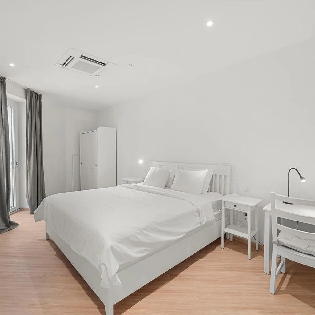Photograph of VibeStudio A5- Central Vienna 1090 - 40m2 - Self Check-In - AC