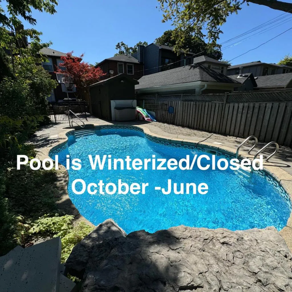 Photograph of Leaside Rental with Great Backyard & Pool