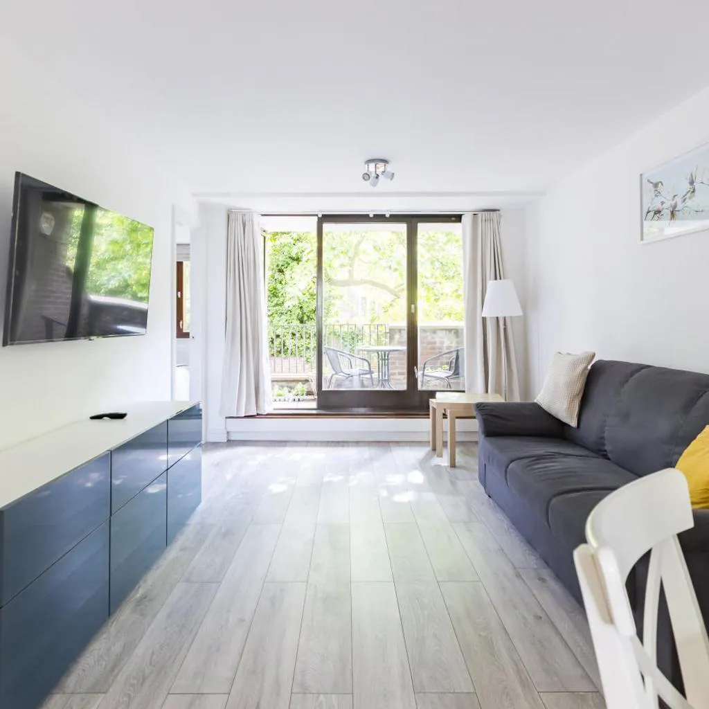 Photograph of 2bed flat in Nottinghill