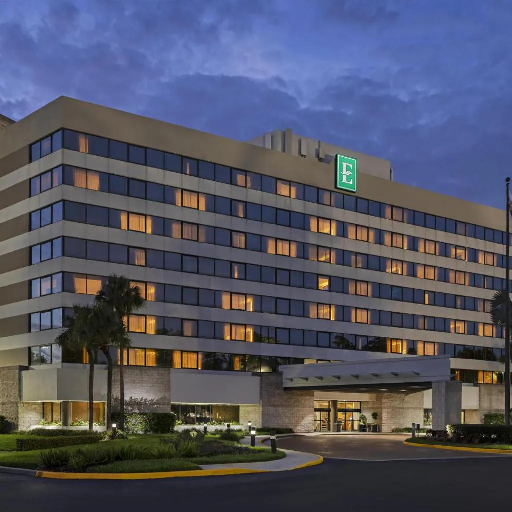 Photograph of Embassy Suites by Hilton Orlando International Drive ICON Park