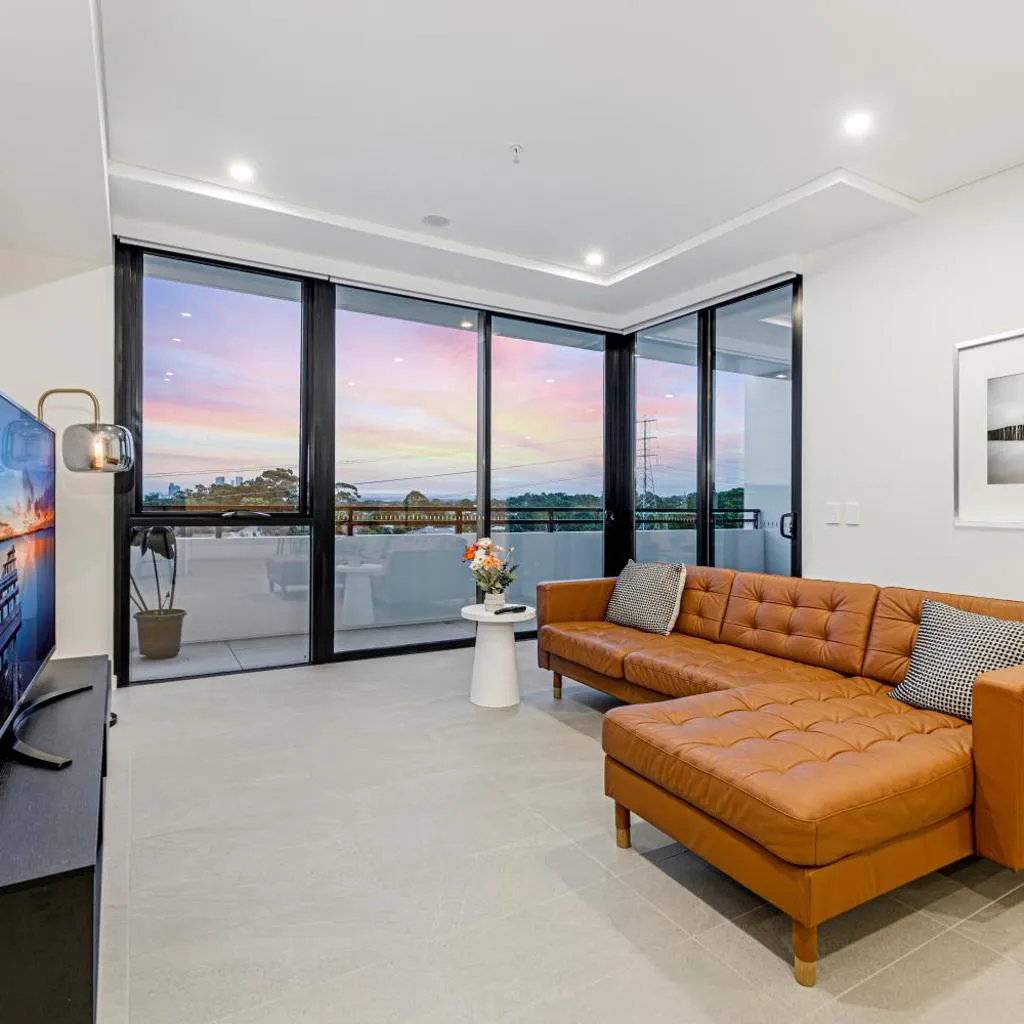 Photograph of Modern 2BR Free parking near Olympic park