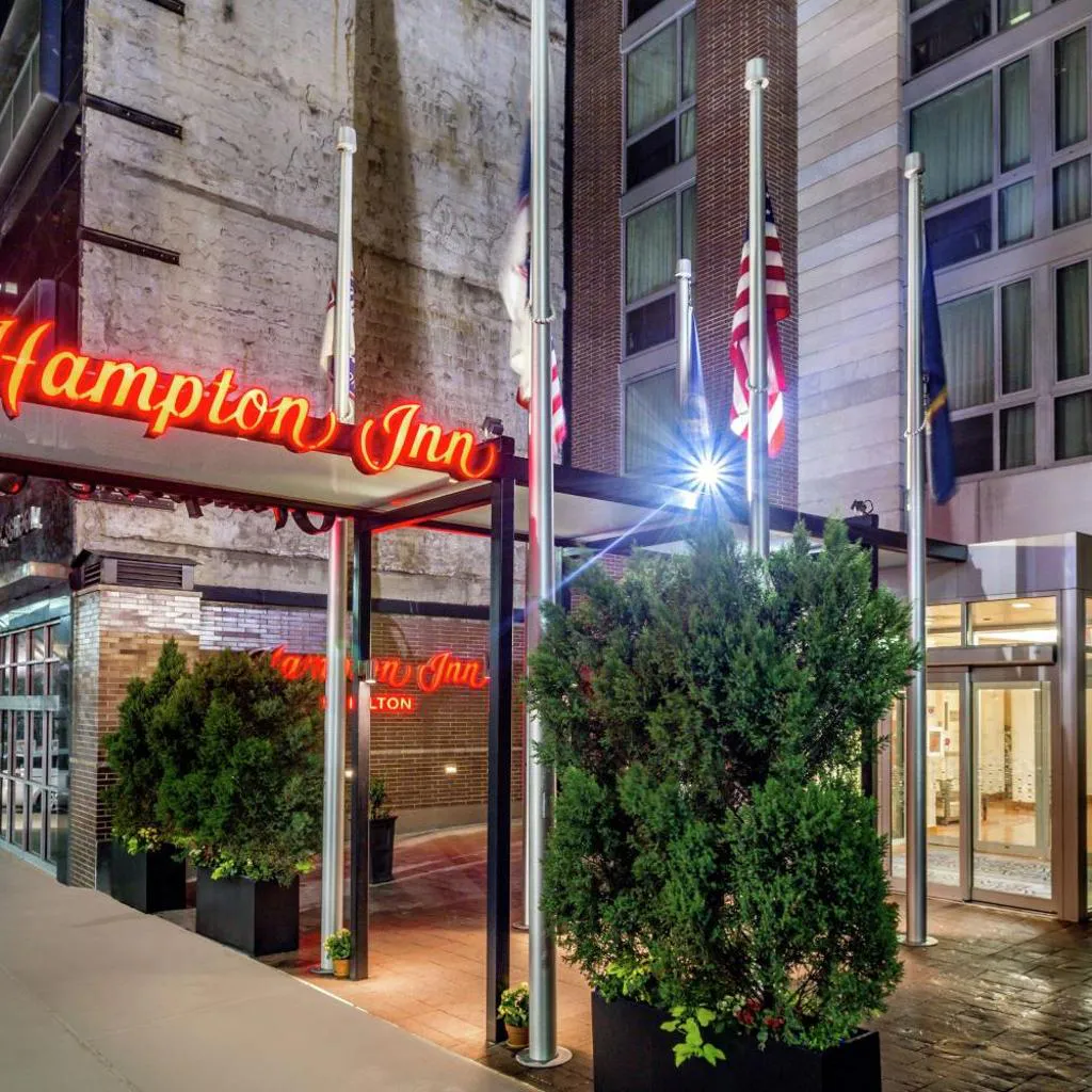 Photograph of Hampton Inn Manhattan Grand Central