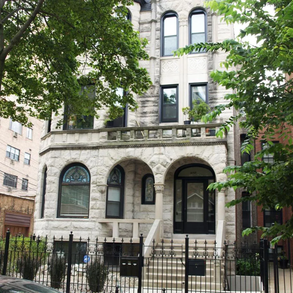 Photograph of Stone Mansion Sleeps 10-20 Free TV & Parking