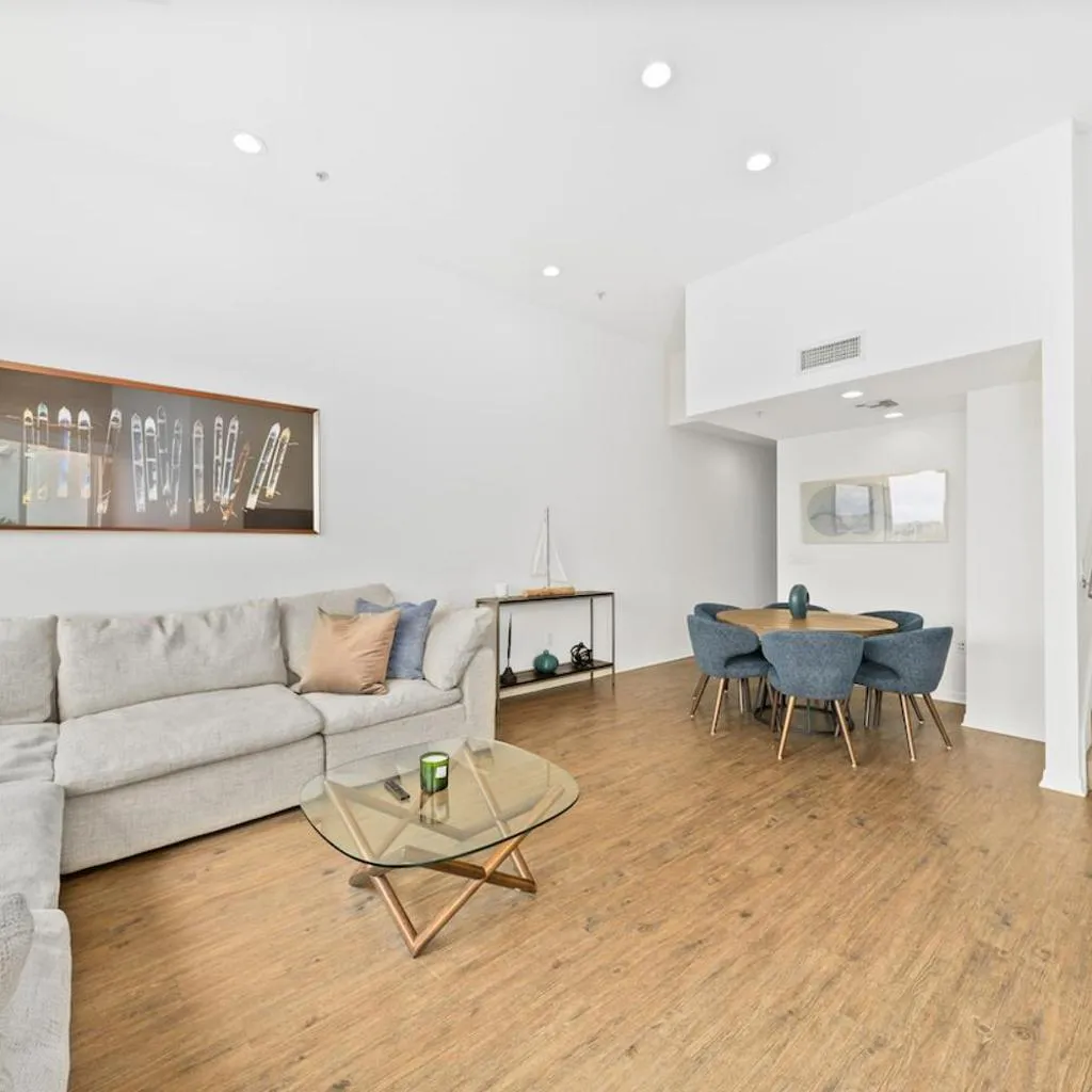 Photograph of The Pearl Penthouse, Marina's Finest 3-Story View
