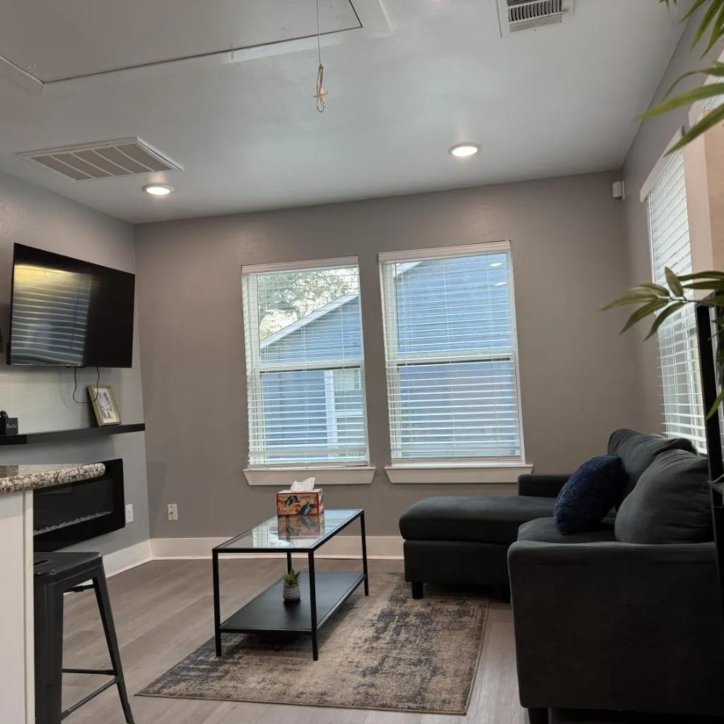 Photograph of Comfortable 2-bedroom house in Houston Downtown
