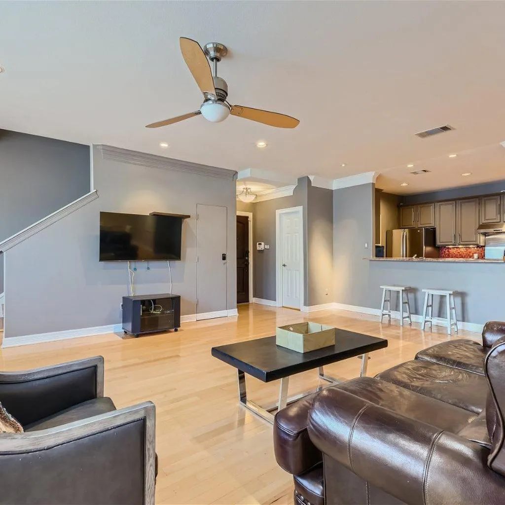 Photograph of Experience Austin + 3 BR + 5 mins to Downtown!