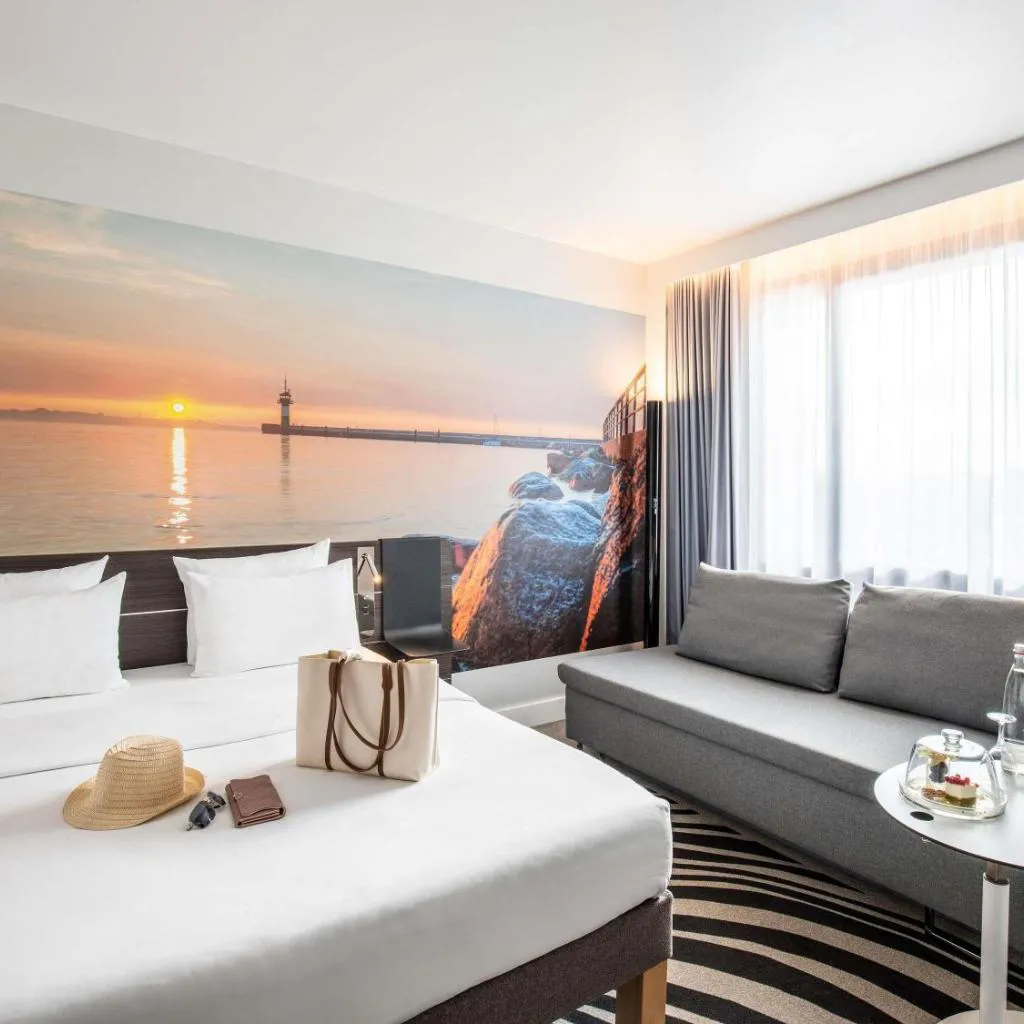 Photograph of Novotel Hamburg City Alster