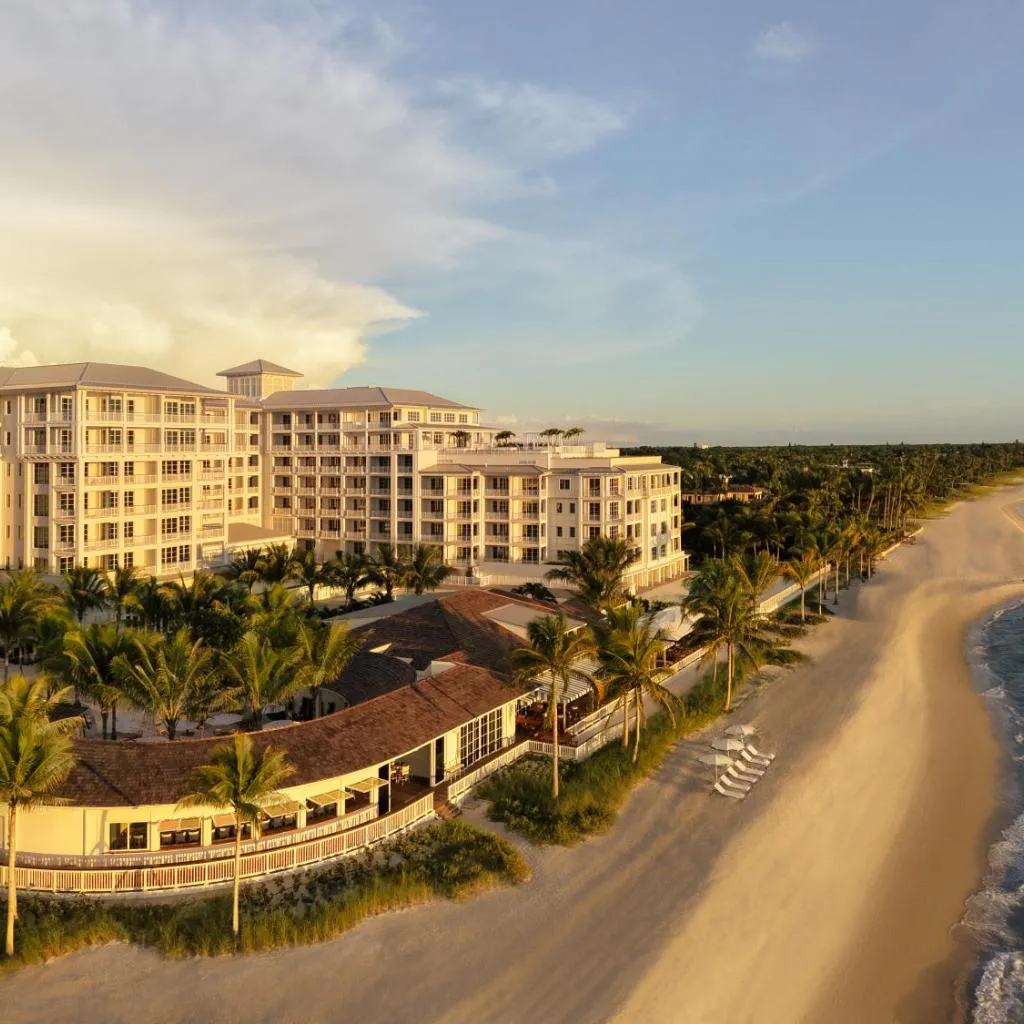 Photograph of Naples Beach Club, A Four Seasons Resort