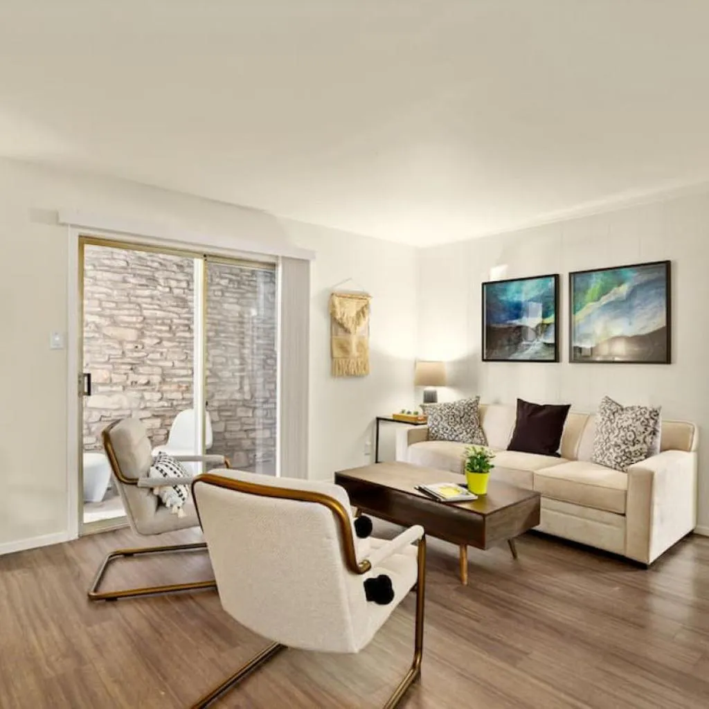 Photograph of Walk to the Golf Course 2BD Apt, Pool, and Parking