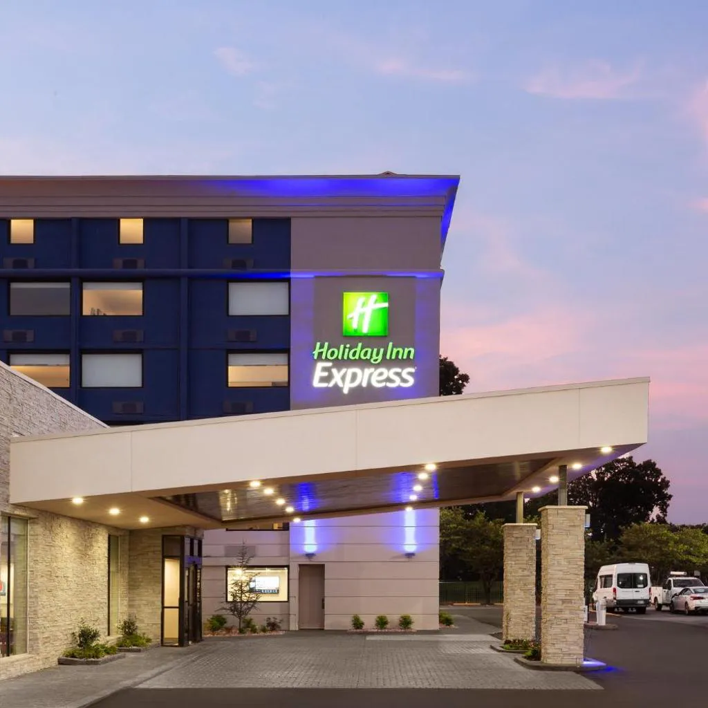 Photograph of Holiday Inn Express Atlanta Airport - North by IHG