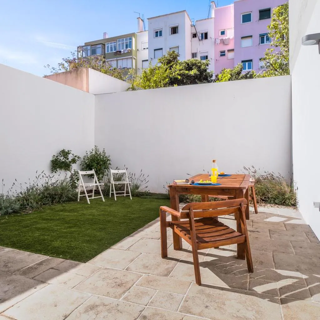 Photograph of Dom Vasco 30 - Charm flat with garden by Belém