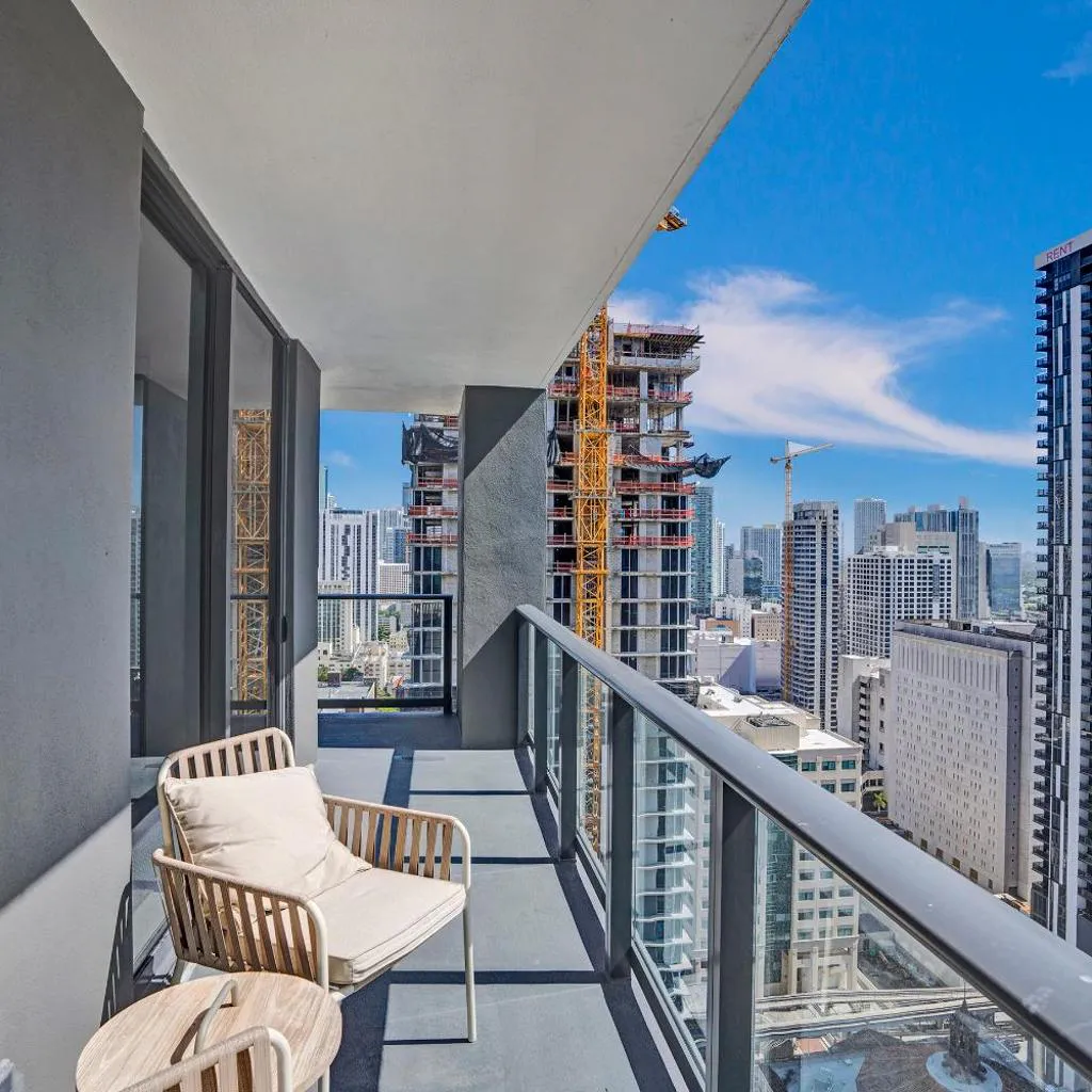 Photograph of New 2-Bdrm Downtown Miami Apartment with Bay Vista