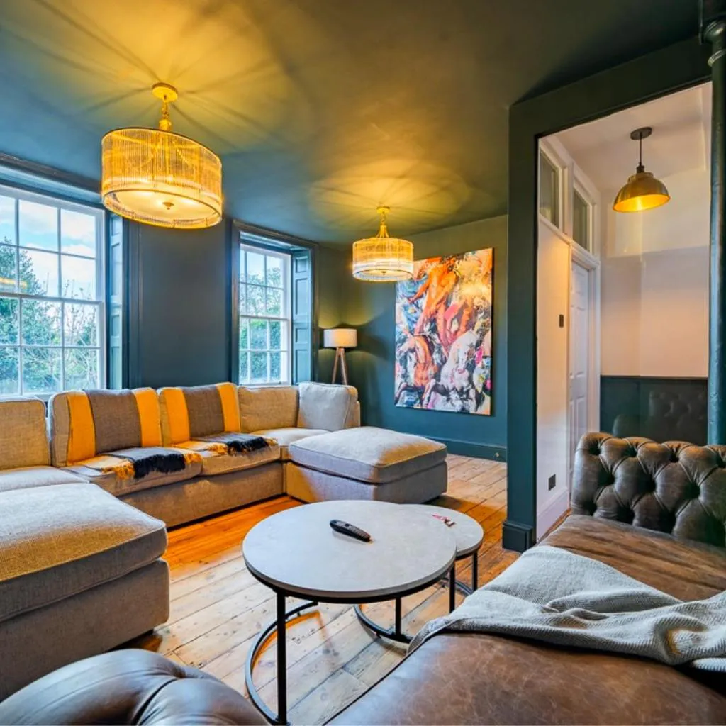Photograph of Central Bath 6 Bedroom Townhouse Sleeps 12 by Roost Accommodation