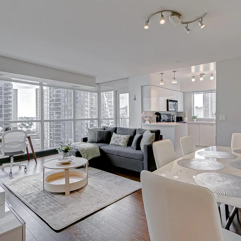 Photograph of Crystal-pearl 2 Bedroom 2 Bathroom Condo in Heart Downtown Toronto
