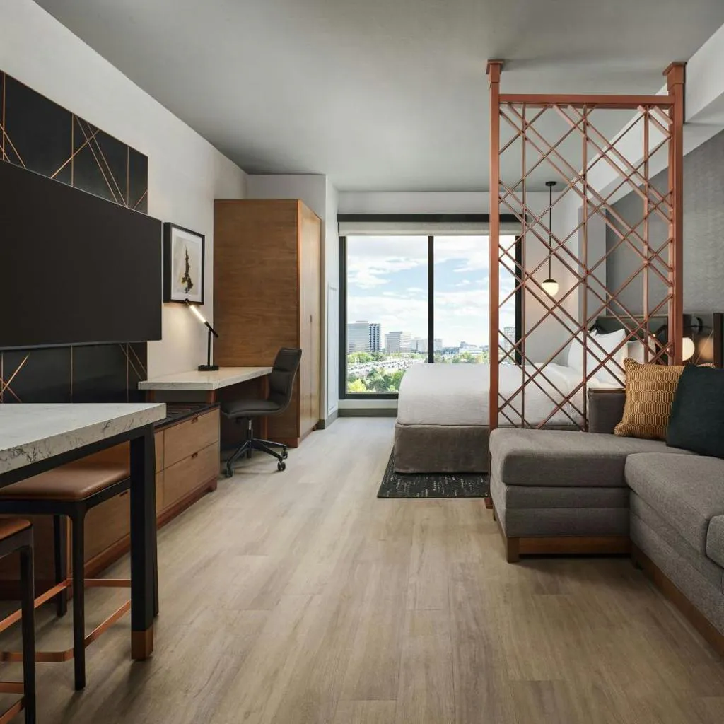 Photograph of Apiary Hotel Belleview Station Denver