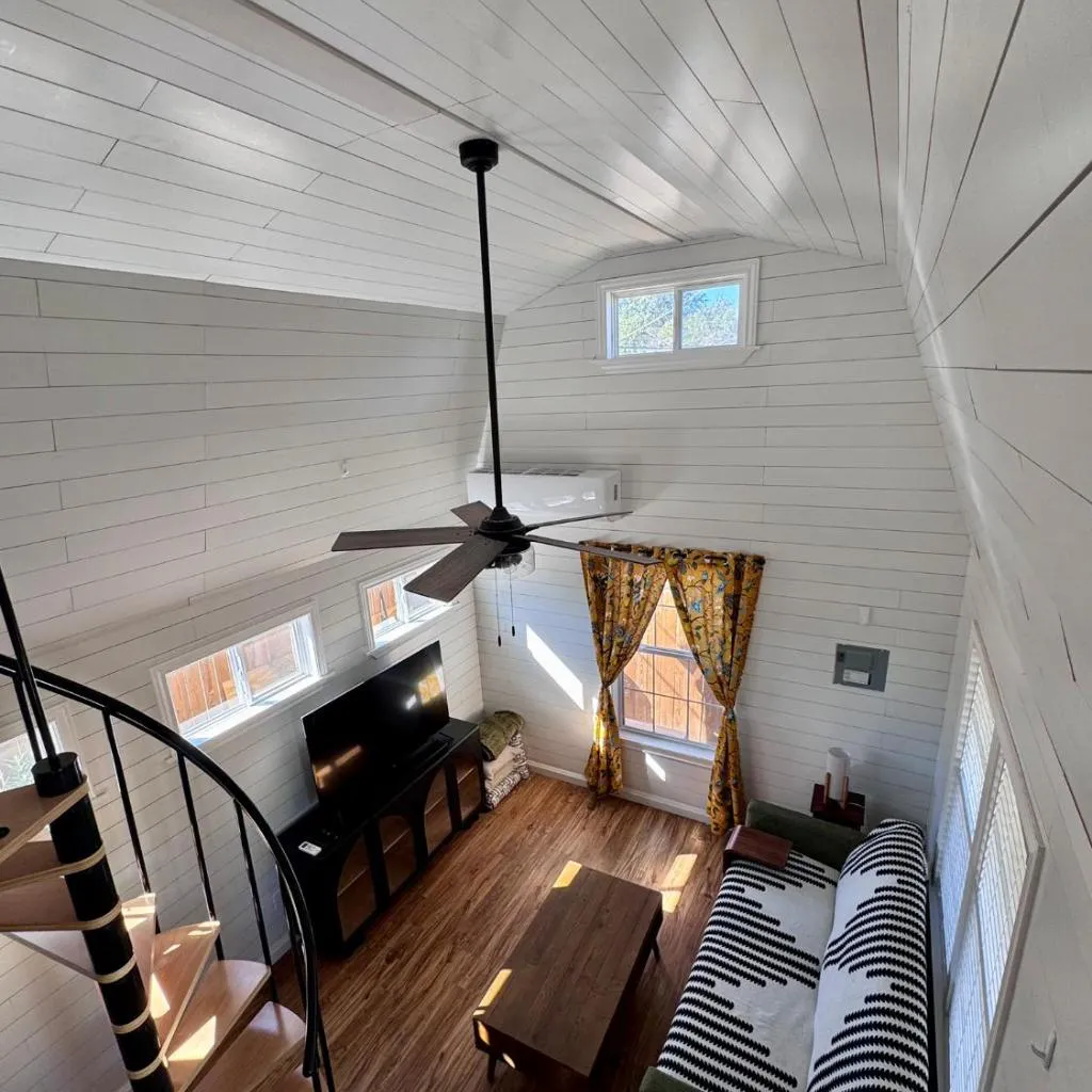 Photograph of Cute Barn Guesthouse - Minutes from Downtown and major Attractions