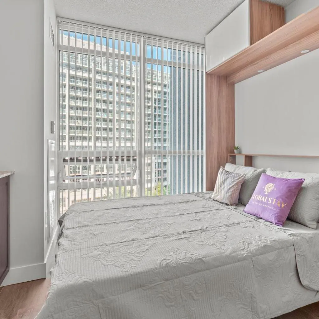 Photograph of Charming Studio in Downtown Toronto