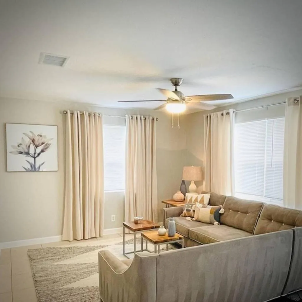 Photograph of · 02 Walk to DT FTL - Serene apartment - King Bed