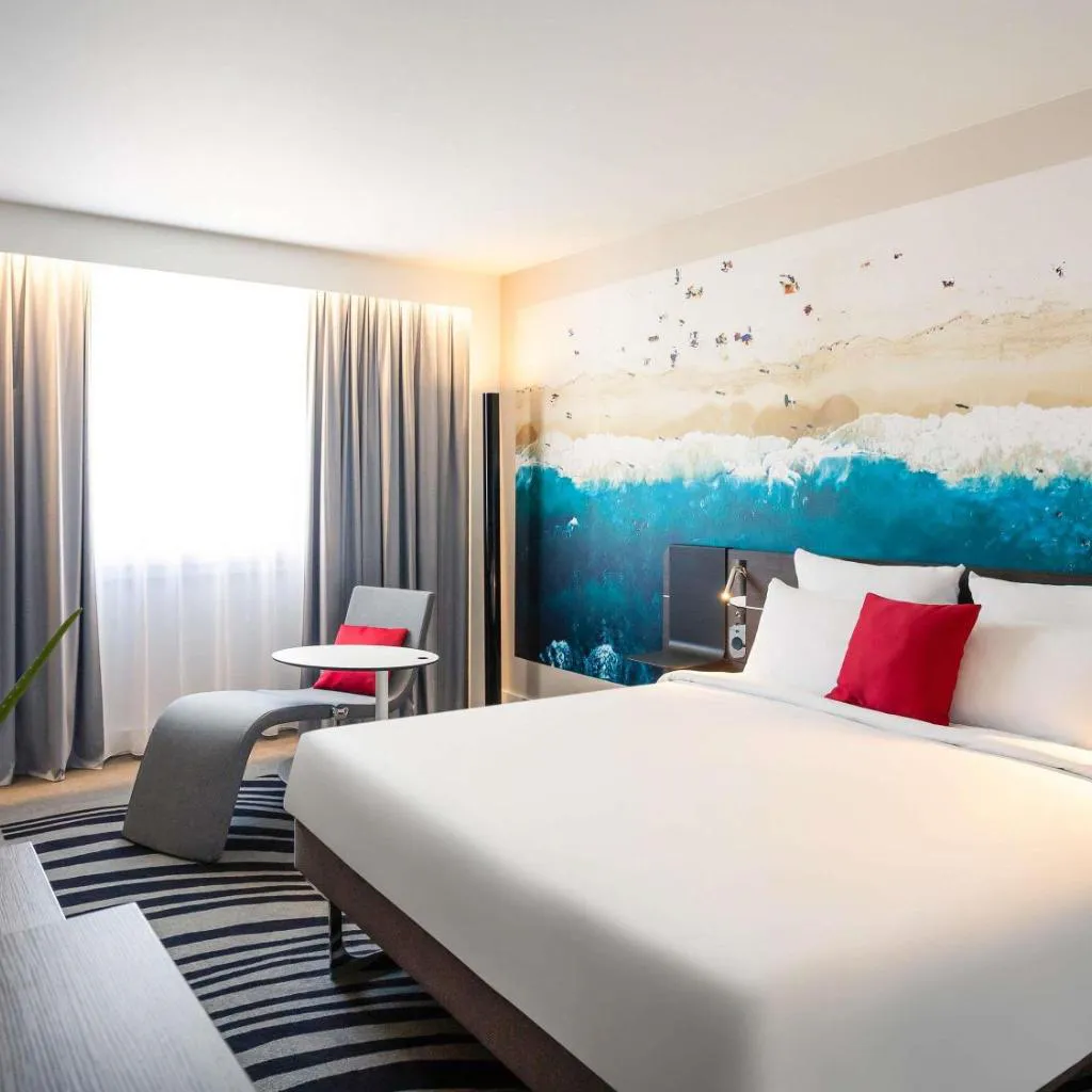 Photograph of Novotel Bordeaux Centre Ville