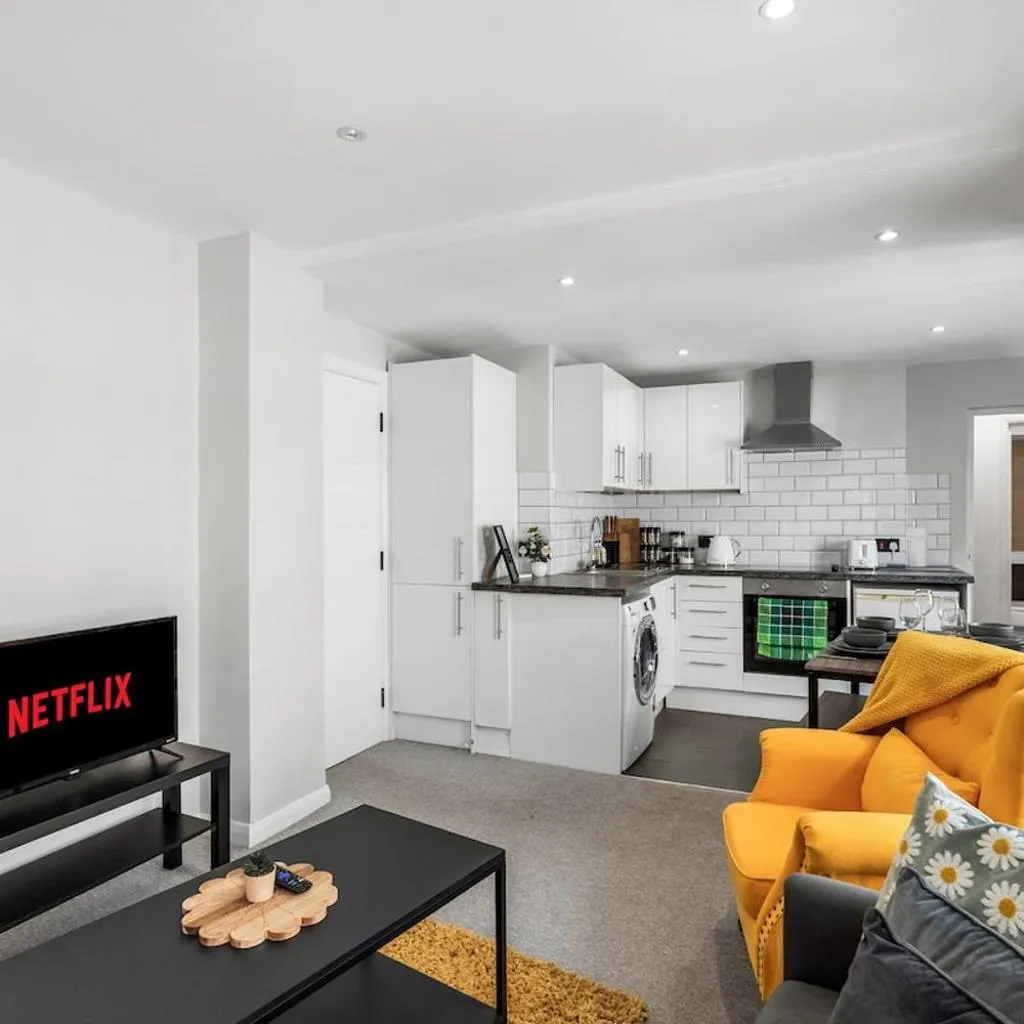 Photograph of Central Brighton Large 2 Bed Apt in The Lanes