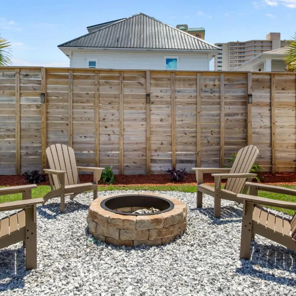 Photograph of Salty Breeze 3BDR Escape
