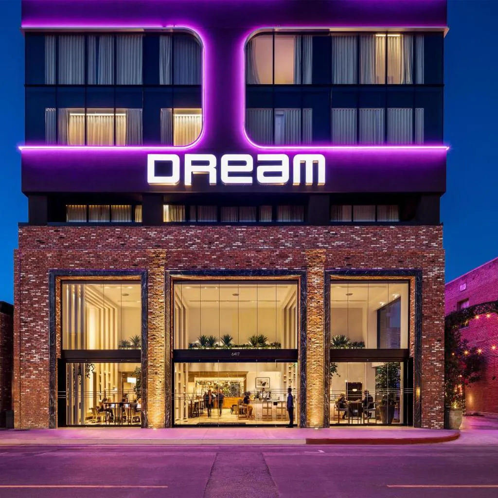 Photograph of Dream Hollywood, by Hyatt