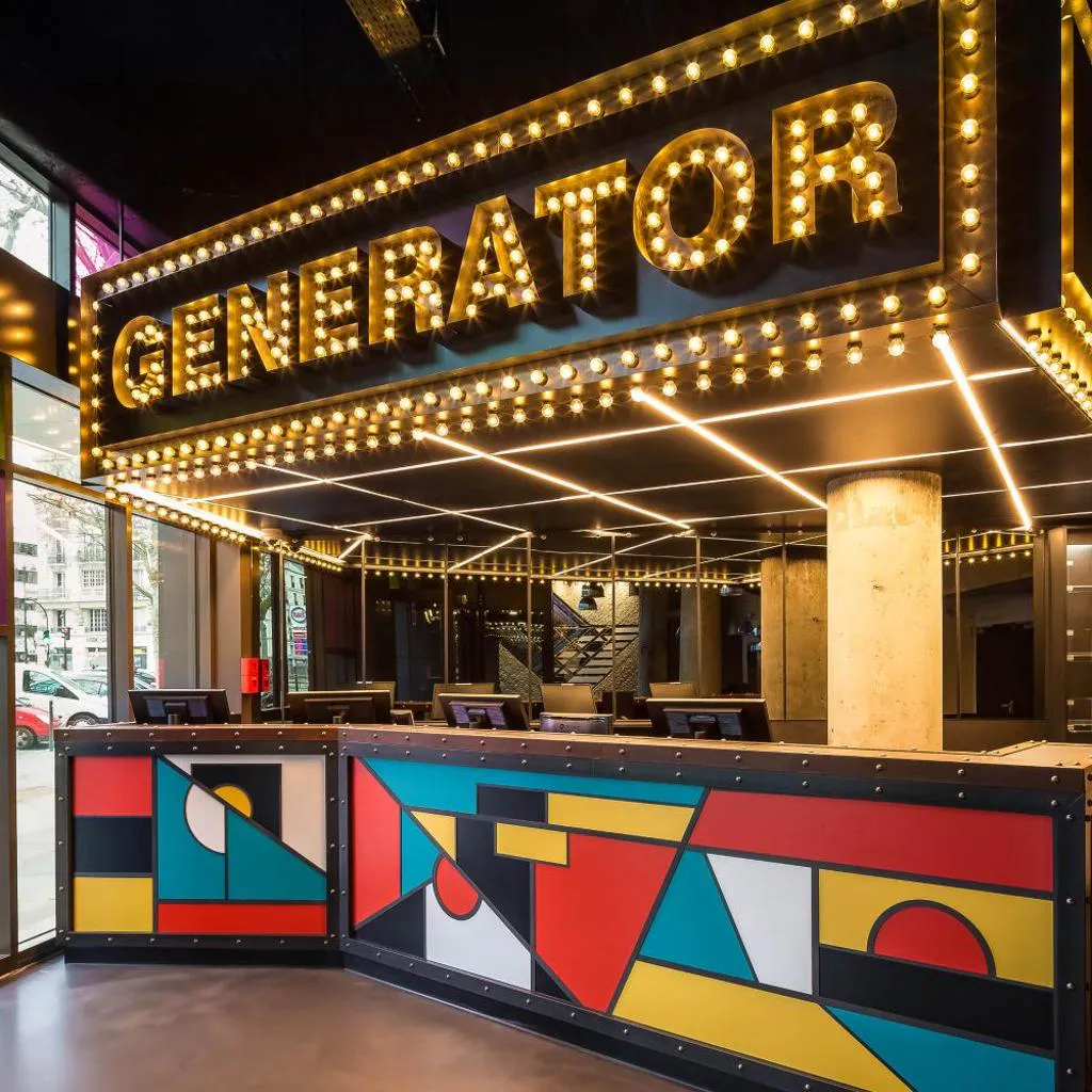 Photograph of Generator Paris